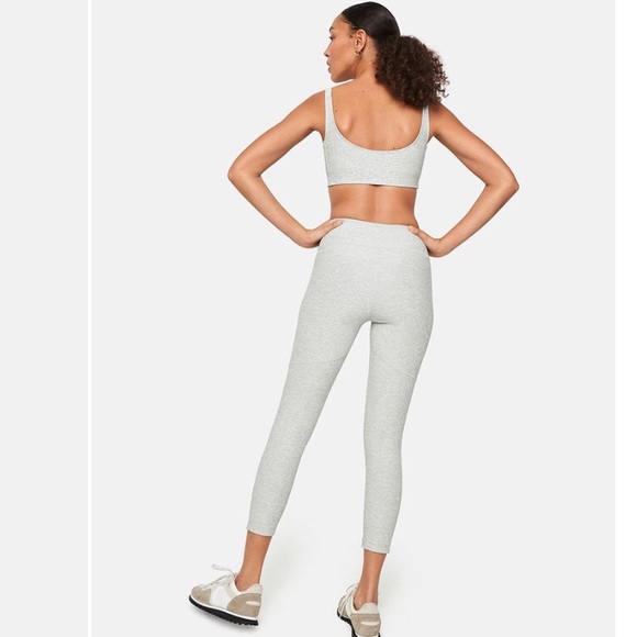 Outdoor Voices 3/4 Warm Up Leggings XS Dove - Picture 2 of 8